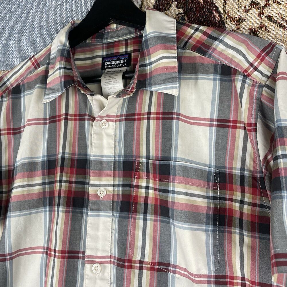 Patagonia Shirt Mens Medium White Plaid Organic Cotton Short Sleeve Button Up